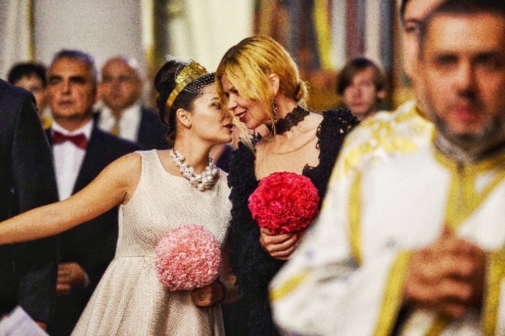 Aranjamente florale exclusiviste cu garoafe – o nuntă spectaculoasă la restaurantul POW WOW București